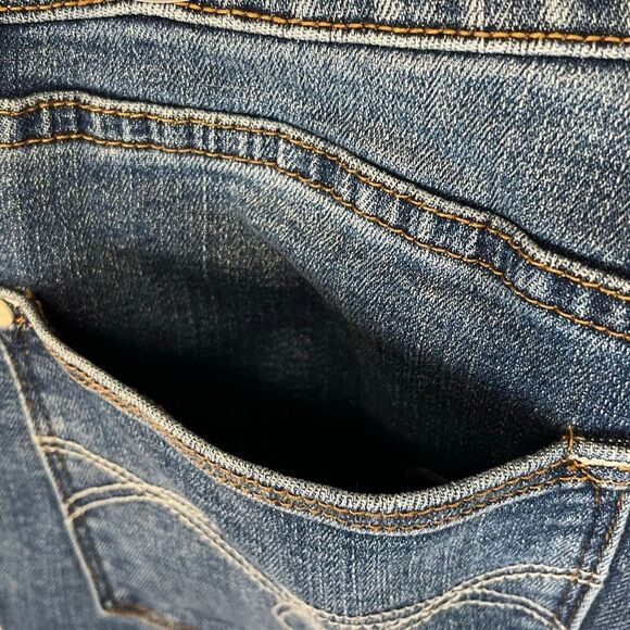 JUDY BLUE Jeans Size 11/30 Blue High Rise Wide Leg Crop Frayed Hem Stretch Denim - Picture 13 of 14